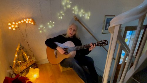 Angelika Pauly: "Weihnachtsabend" - Musik im Treppenhaus