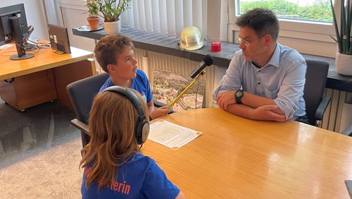 Kinder machen Podcast - Stefan Schumeckers, Bürgermeister der Gemeinde Grefrath