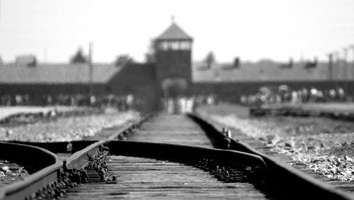 Erinnern für die Zukunft – Begegnung mit Auschwitz – Teil 1