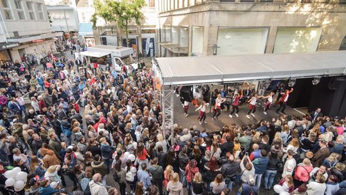 Krefelder Kulturcocktail: Chorfestival "stimmig!", "Im Brahm Brotfabrik", "Krefeld PUR"