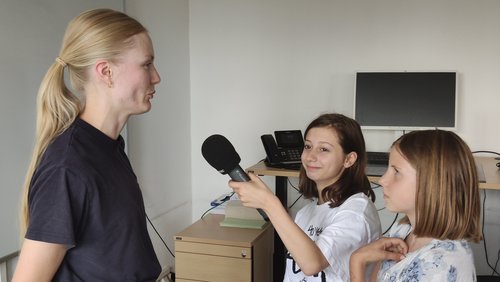 Brainfood: Mediencamp on Tour bei der Feuer- und Rettungswache 1 - Anne Thöle, Notfallsanitäterin