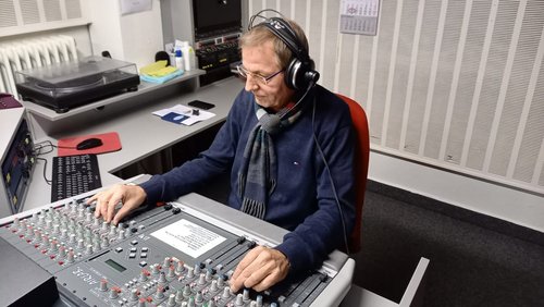 Yesterday is Today: Johannes Böhm, Schlagzeilen aus 1985, Michael Grimm 
