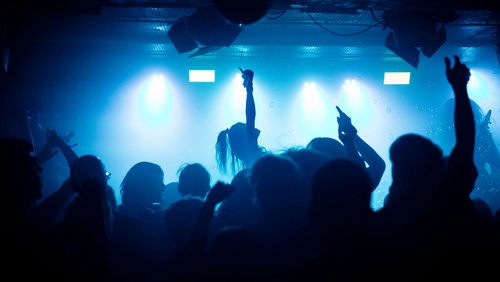 "Gezeiten" von Charlotte Riess