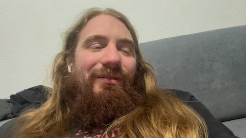 Halt, stopp! Jetzt rede ich! - Von dämlichen Hate Kommentaren zu Wohlfühlserien