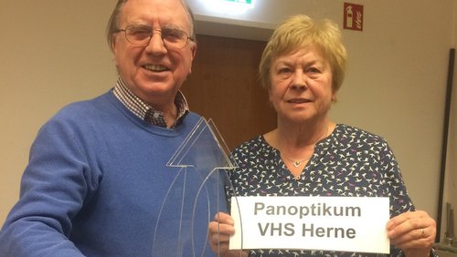 Panoptikum: 50 Jahre Städteehe, Unterwasserhochzeiten, Seilbahn