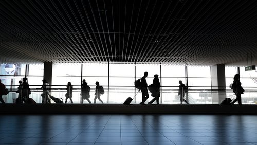 com.POTT: Flughafen - Soundcollage von Lena Ertel