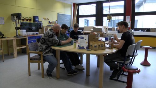 MINT TV: Schulstress, KI im Schulalltag, Start-up-Projekt