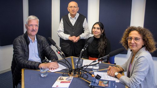 Künstlerporträt: Prof. Dr. Wolfgang Gieler im Interview, OB Tilman Fuchs