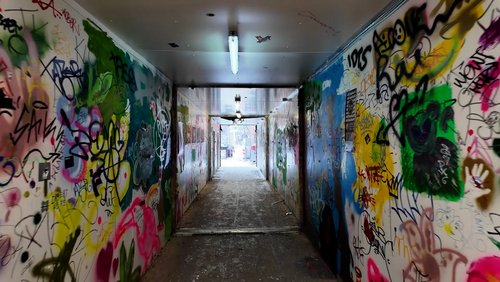 com.POTT: Urbane Einsamkeit - Das Symptom einer Generation
