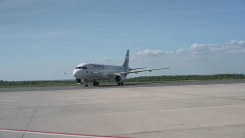 Dreist.tv: Flughafen Paderborn/Lippstadt, Auto-Challenge, Basecamp Bonn