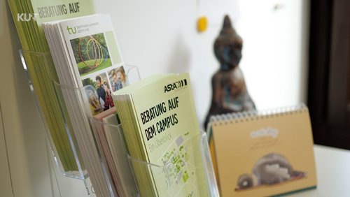 Nahaufnahme: Studieren unter finanziellem Druck