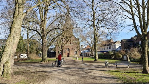 Start der "Vluyner Oase"