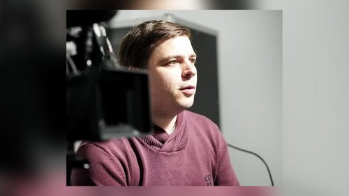 Crosscheck: Spiele zum Jahreswechsel, Ehemaliger Pressesprecher Mark Thiel