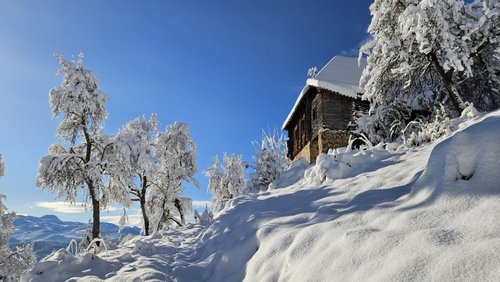 Hier und Jetzt: Weihnachten unterschiedlicher Kulturen, Stadt vs Land, Geschichte des Feuerwerks