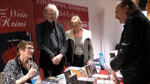 Elke Haut, Schriftstellerin - Trilogie "Horus", "Seth", "Skarab"