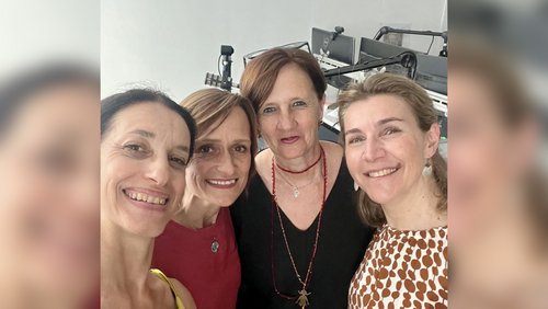 Buonasera Düsseldorf: Cinzia Pennati - Schriftstellerin, Elena Berardo - Italia Altrove