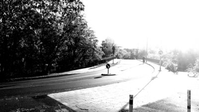 Die Nabel-Show: Eine feste Faust…