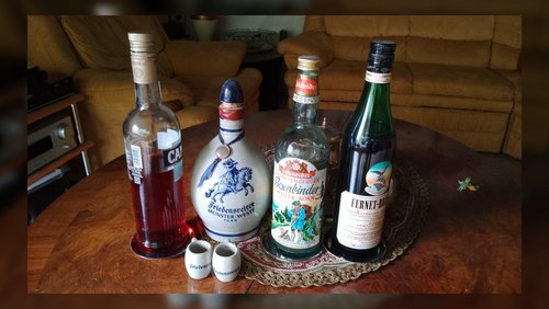 Do biste platt: Schnaps, Durst, Kellerwasser