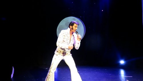 BergTV: "Elvis Wonderland" - Varieté-Show im Urania Theater Köln