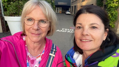 Jetzt erst recht: Mit Freundschaft der Krankheit die Zähne zeigen