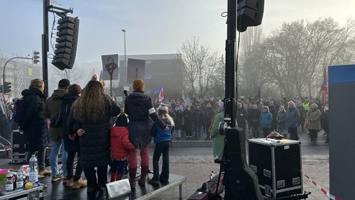 antenne antifa: Bürgerentscheid zu Straßenumbenennungen, AfD-Gegendemo in Coerde, Gerichtsbeschlüsse zur AfD