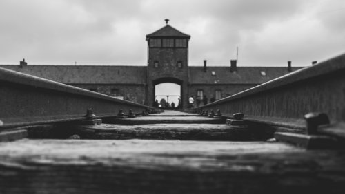 Radio Herby: Kursfahrt zum Konzentrationslager Auschwitz