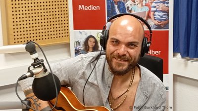 Welle-Rhein-Erft_Soundcheck: Armando Campana, Singer-Songwriter aus Bergheim