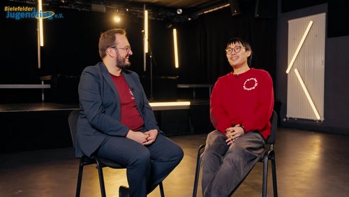 ON SCREEN: Mutters Sprache - Slam-Show beim Bielefelder Jugendring e.V (Teil 8)