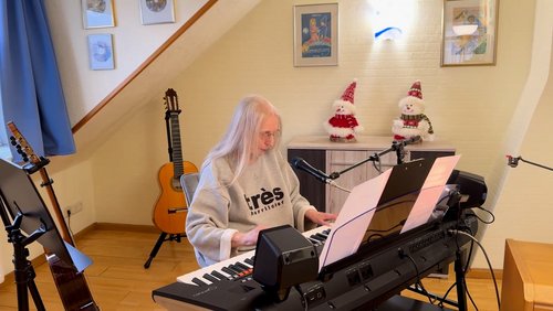 Angelika Pauly: "Mein Keyboard brennt"