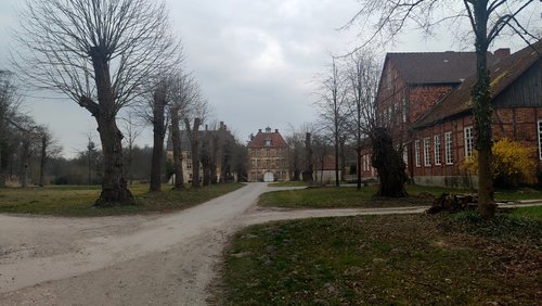 Rund um Halle - Frühjahrskirmes und Wasserschloss Tatenhausen