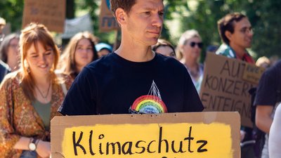 Radio For Future: Klimaklage am OLG Hamm, Klimaschutz in Münster - Umfrage, Ausbau von Gaswerken