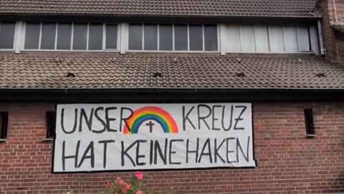antenne antifa: Gegendemos - Die Heimat, Frauenheldinnen