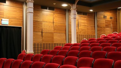 Hier und Jetzt: Traditionen an Weihnachten, Kino in Bonn, Jugendzentrum "Uns Huus"