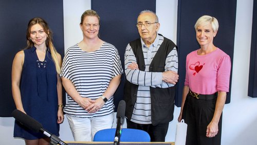 Interkulturelles Magazin: Ausbildung in der Physiotherapie, Chatroom für Demokratie