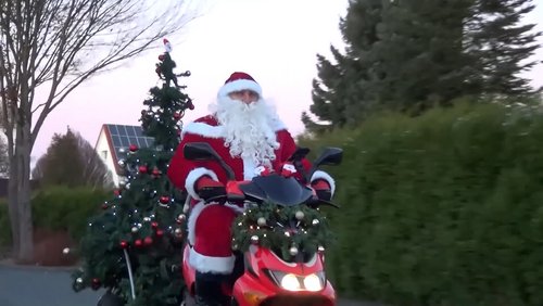SÄLZER.TV: Adventsmarkt Mantinghausen, Roller-Weihnachtsmann, Weihnachtsmarkt Geseke