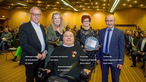 Danke-Skulptur für den Integrationsrat der Stadt Bielefeld