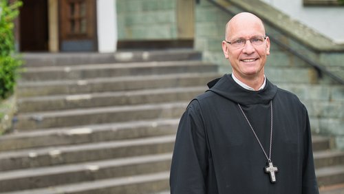 Sprechstoff - Hörreise: Cosmas Hoffmann, Abt der Benediktinerabtei Königsmünster in Meschede