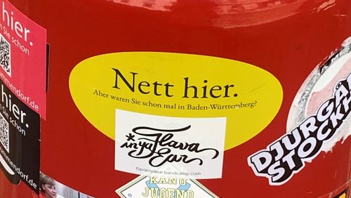 Hier und Jetzt: Ein Sticker geht um die Welt, Richtig entspannen, Muttersprache