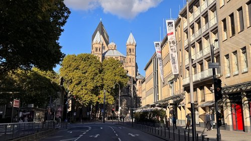 Hier und Jetzt: Feuerwehren aus NRW in Spanien, Nibelungenhalle, Beethoven-Haus