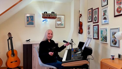 Musik aus Studio Pi: 100. Sendung - Musikvideo