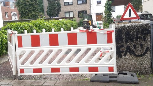antenne antifa: Erweiterung des Gedenkensembles in Münster-Hiltrup, Gedenken für Zwangsarbeiter, AfD-Proteste