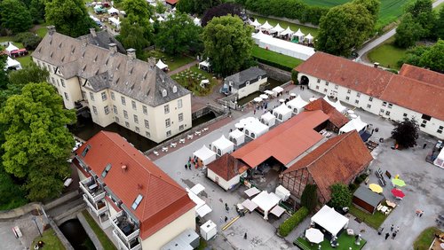 "Landpartie 2025" auf Schloss Wocklum in Balve