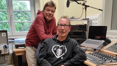 Musikmarkt: "Wait for June", "Low Key Orchestra", Paul Millns