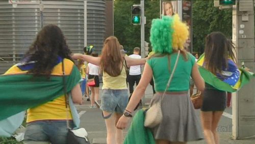 Fußball-WM 2014: Public Viewing und Kritik