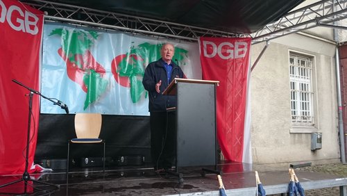 DO-MU-KU-MA: Eugen Drewermann beim Antikriegstag in Dortmund