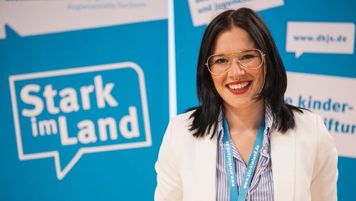 Projekt #Mission2038 - Aniko Popella, Deutsche Kinder- und Jugendstiftung Sachsen im Interview