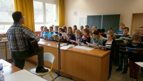 Do biste platt: Plattdeutsch-AG in der Schule - 500 x "Do biste platt"