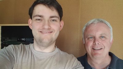 sprechstunde: Jürgen Hünten, Pfarrer der Katholischen Hochschulgemeinde Düsseldorf sprechstunde: Jürgen Hünten, Pfarrer der Katholischen Hochschulgemeinde Düsseldorf