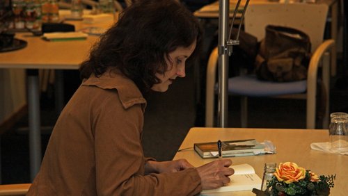 DO-MU-KU-MA: Julia Schoch, Autorin – "Landhaus Lesungen" in der LWL-Klinik Dortmund