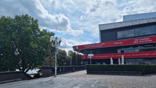 Hier und Jetzt: Sommerblut Kulturfestival in Köln, kubia, kaethe:k kunsthaus in Brauweiler